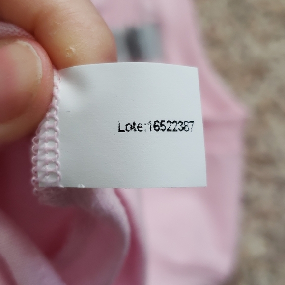 Pink Gildan 5T Shirt - Picture 3 of 3